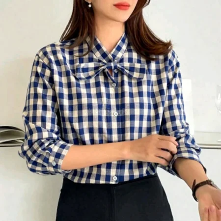 Alternative view of Vải may ca rô cotton trắng xanh than