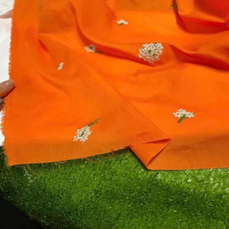 Alternative view of Vải may thô cotton thêu hoa màu cam